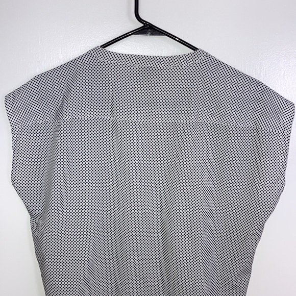 Loft Size S, White and black cap sleeve button down blouse - Picture 5 of 12